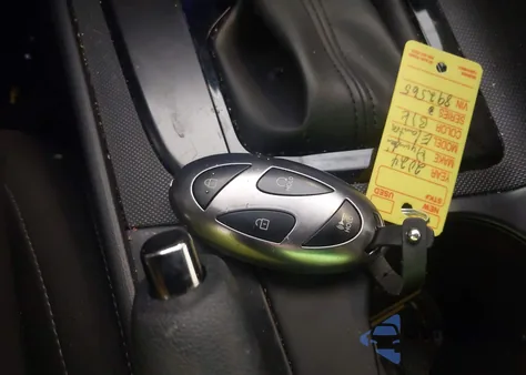 2025 Hyundai Elantra Sel Sport from USA, damaged, VIN KMHLM4DG2SU892565